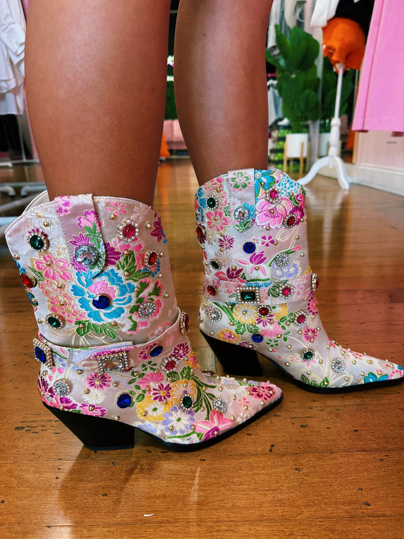 Candy Crush Boots